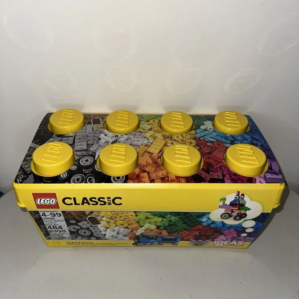LEGO CLASSIC: Lego Medium Creative Brick Box (10696) BRAND NEW! SEALED!